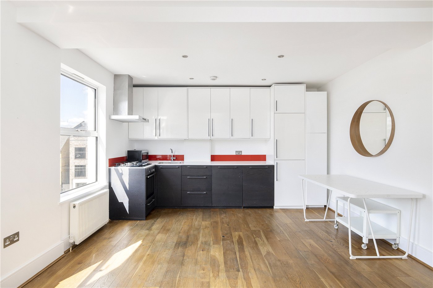 Reception/Kitchen